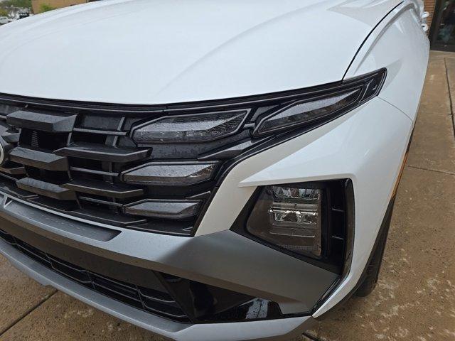 new 2025 Hyundai TUCSON Hybrid car, priced at $37,481