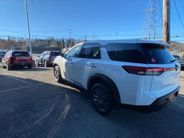 used 2023 Nissan Pathfinder car, priced at $30,995