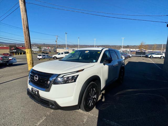 used 2023 Nissan Pathfinder car, priced at $30,995