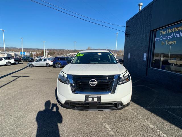 used 2023 Nissan Pathfinder car, priced at $30,995