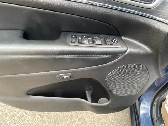 used 2020 Jeep Grand Cherokee car, priced at $23,995