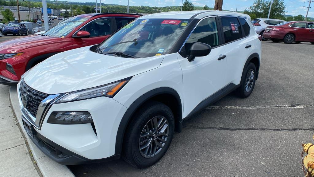 used 2021 Nissan Rogue car, priced at $21,995