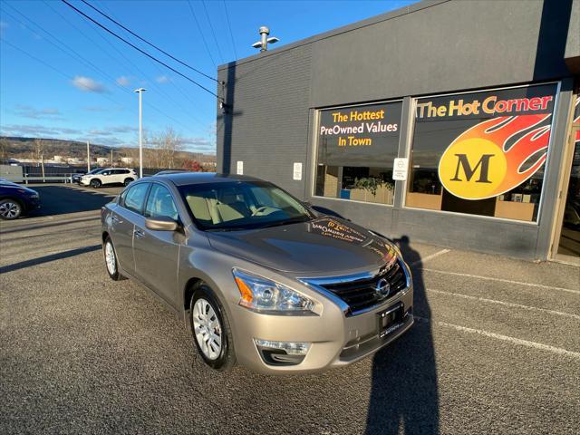 used 2014 Nissan Altima car, priced at $12,995