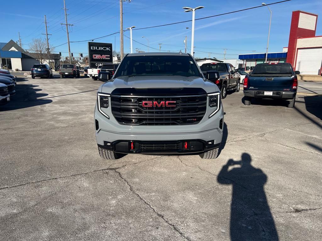 new 2025 GMC Sierra 1500 car, priced at $69,105