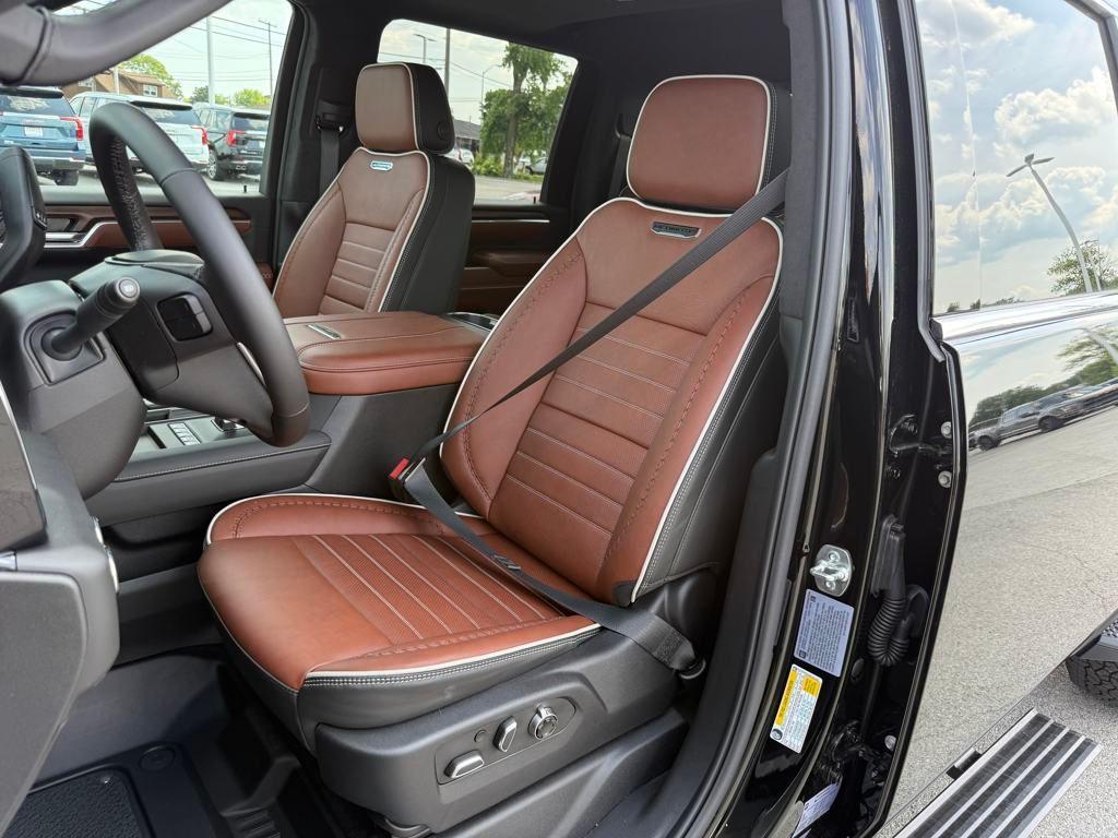 new 2025 GMC Sierra 2500 car, priced at $88,990