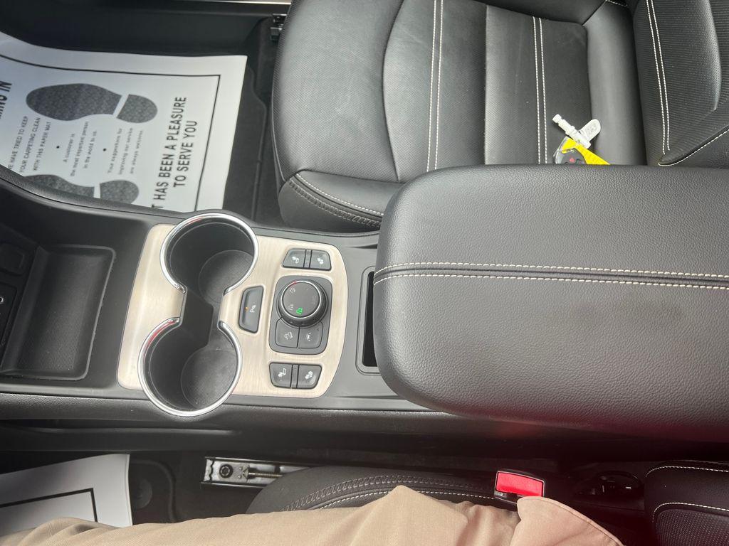 used 2022 GMC Terrain car, priced at $28,875
