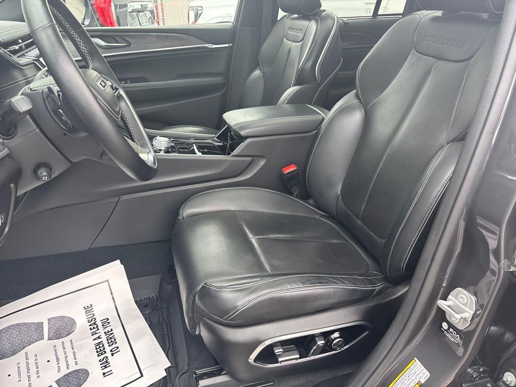 used 2022 Jeep Grand Cherokee car, priced at $35,975