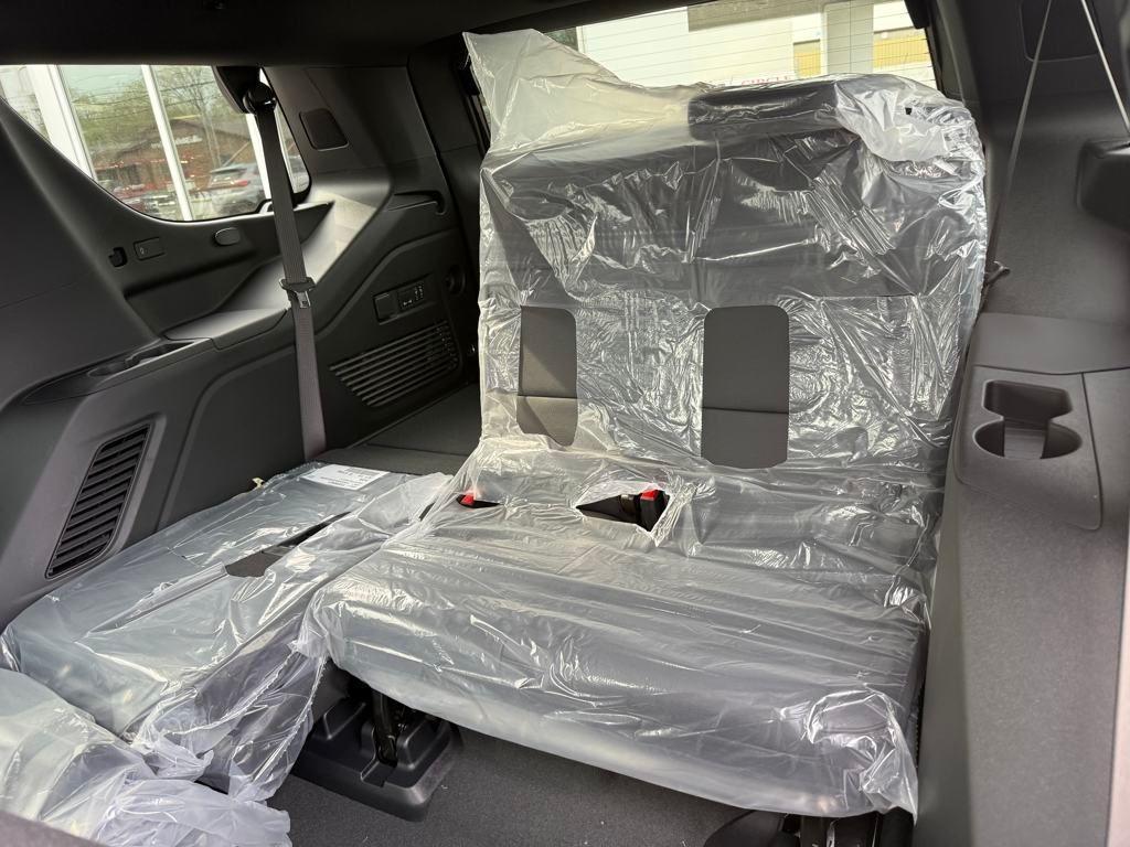 new 2025 GMC Yukon car, priced at $91,081