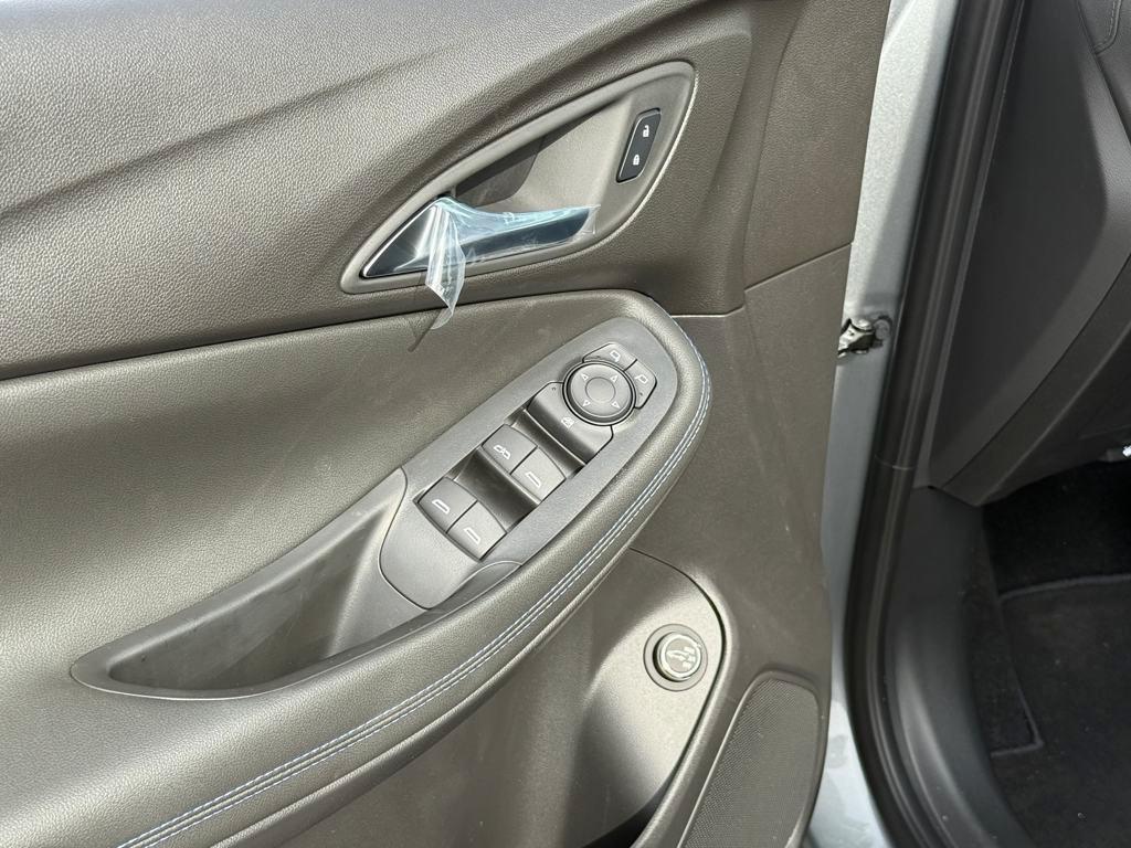 new 2025 Buick Encore GX car, priced at $26,398