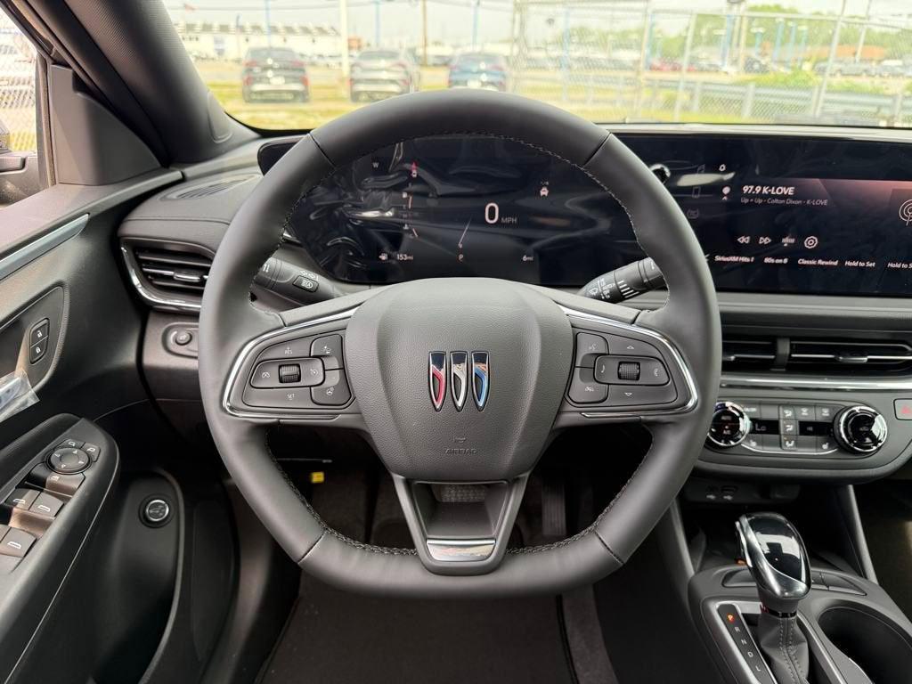 new 2025 Buick Envista car, priced at $22,439