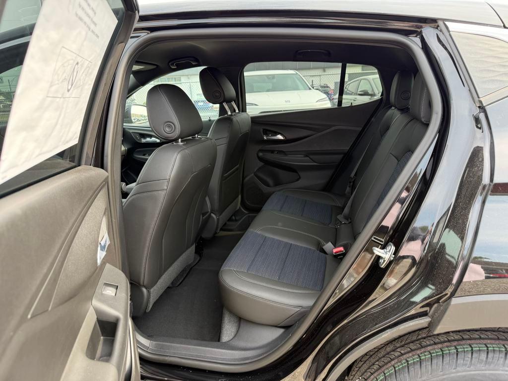 new 2025 Buick Envista car, priced at $26,326