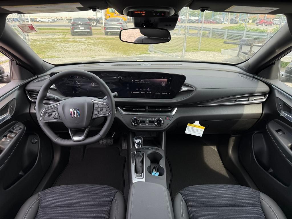 new 2025 Buick Envista car, priced at $26,326