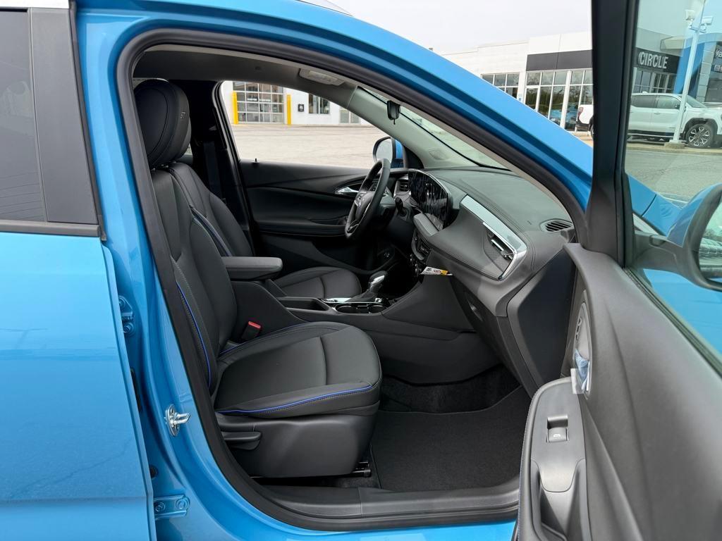 new 2025 Buick Encore GX car, priced at $26,985