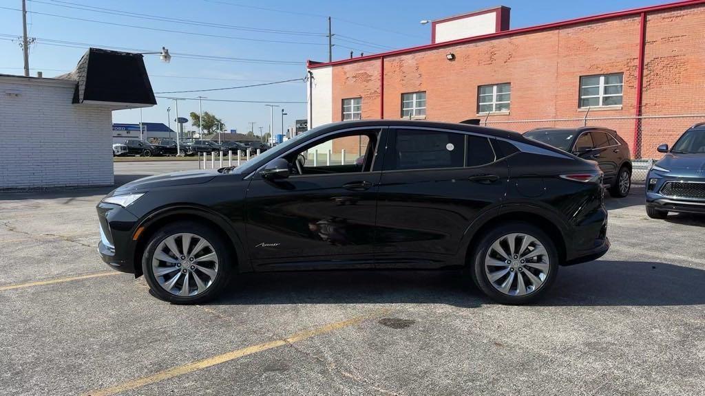 new 2025 Buick Envista car, priced at $30,490