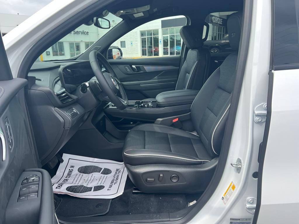 new 2025 Buick Enclave car, priced at $45,769