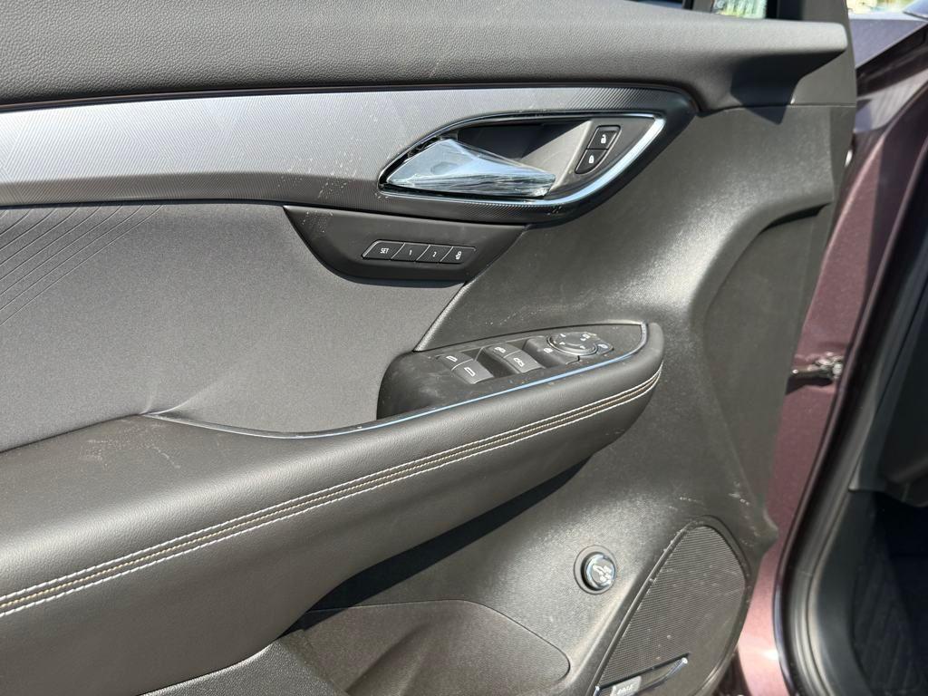 new 2025 Buick Envision car, priced at $41,767