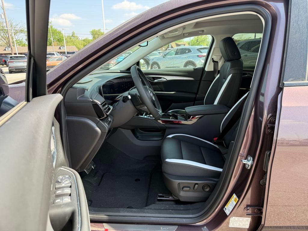 new 2025 Buick Envision car, priced at $41,767