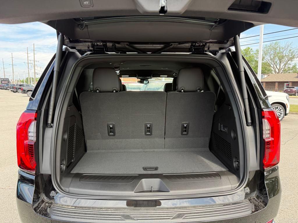 new 2025 GMC Yukon car, priced at $71,034