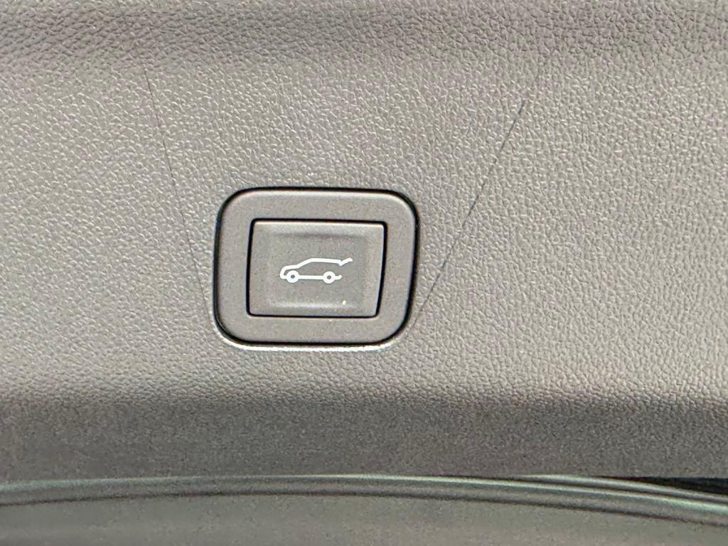 new 2025 GMC Yukon car, priced at $71,034