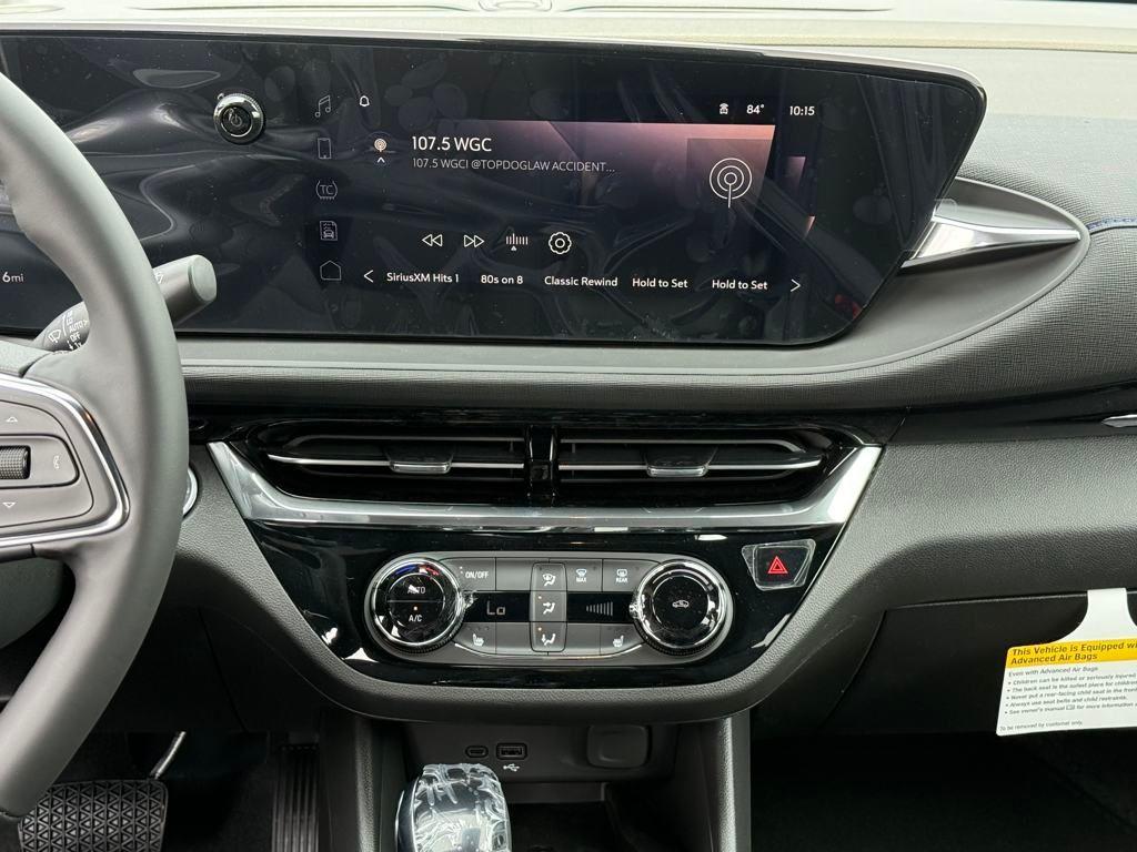 new 2025 Buick Envista car, priced at $28,444