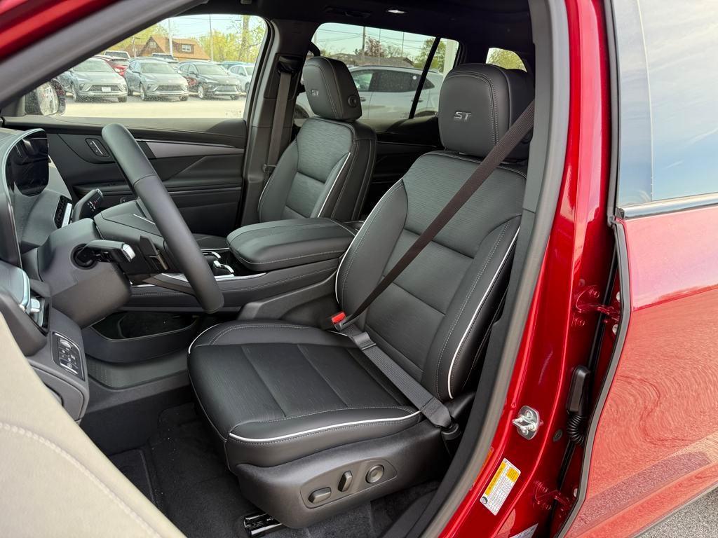 new 2025 Buick Enclave car, priced at $51,506