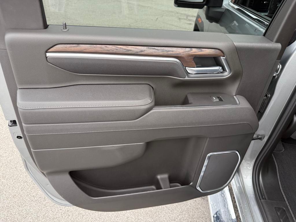 new 2025 GMC Sierra 2500 car, priced at $67,225