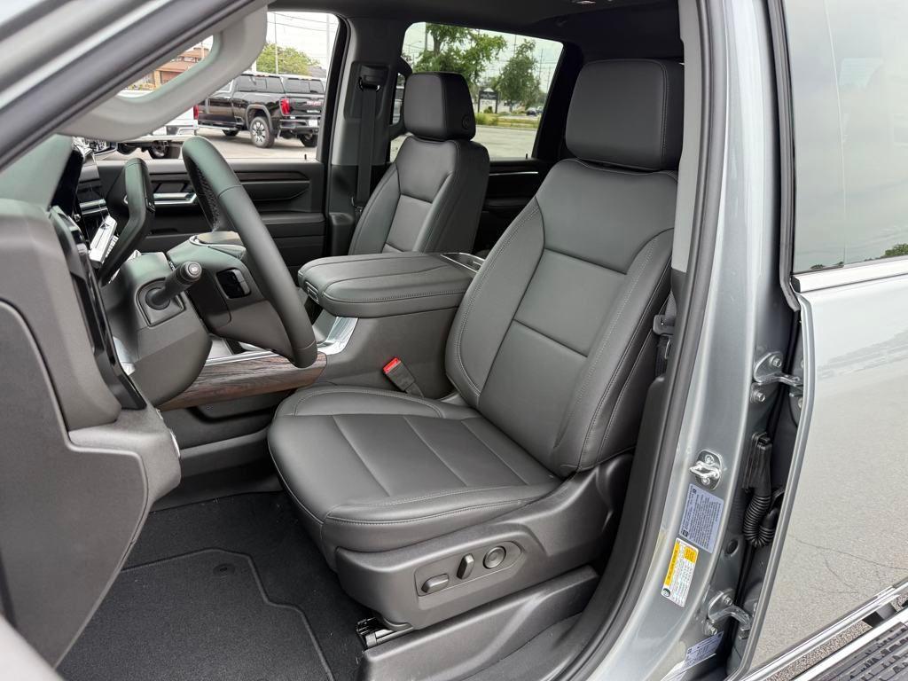 new 2025 GMC Sierra 2500 car, priced at $67,225
