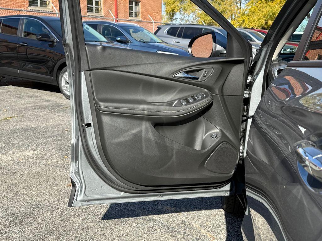 new 2026 Buick Encore GX car, priced at $29,009