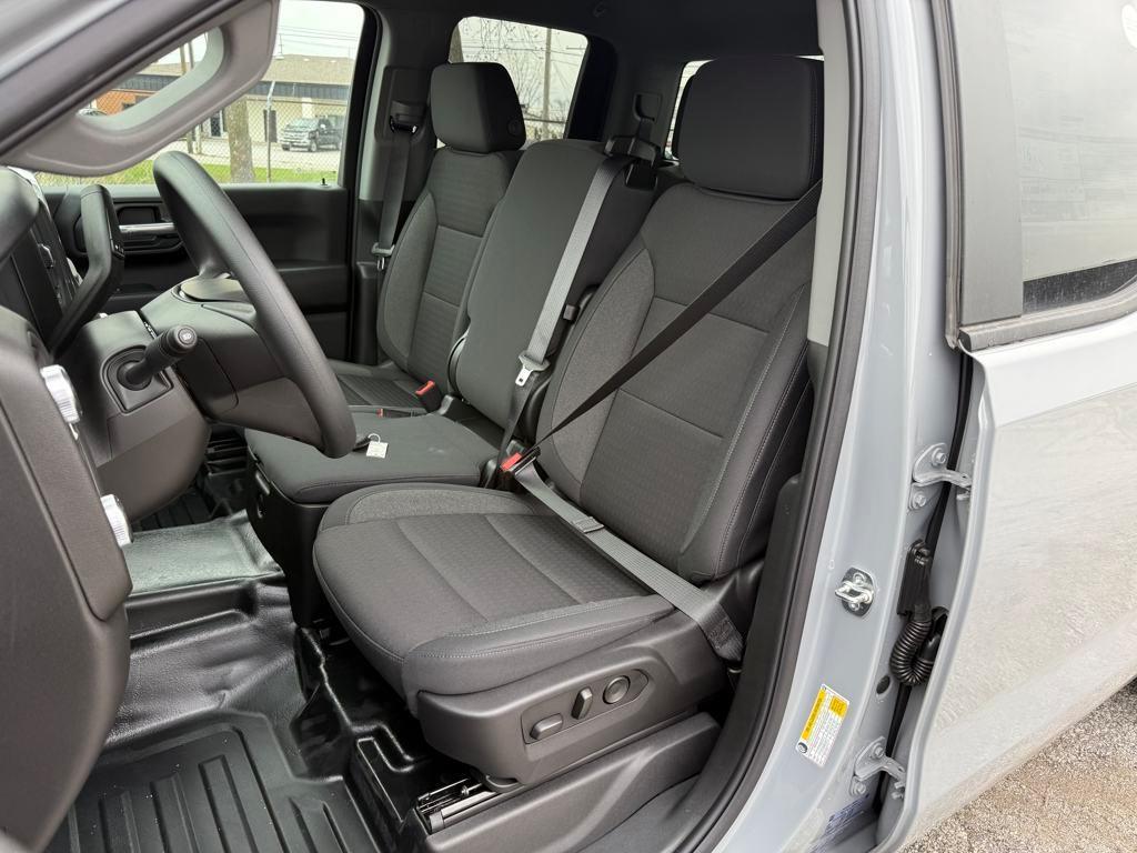new 2025 GMC Sierra 1500 car, priced at $44,128