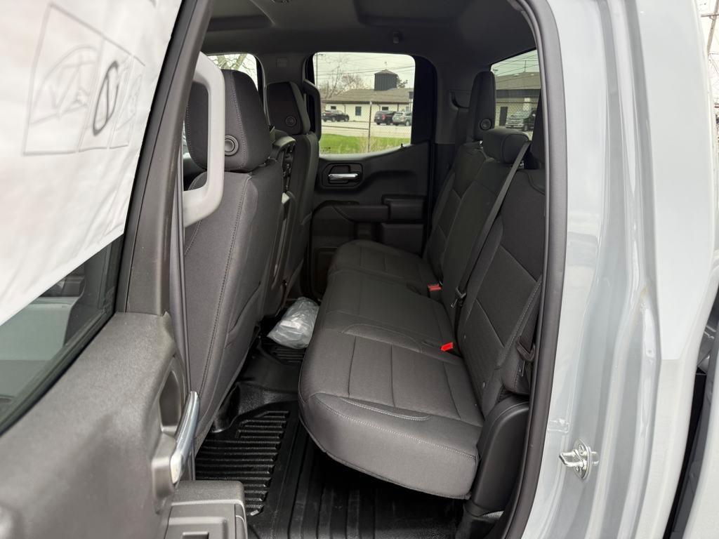 new 2025 GMC Sierra 1500 car, priced at $44,128