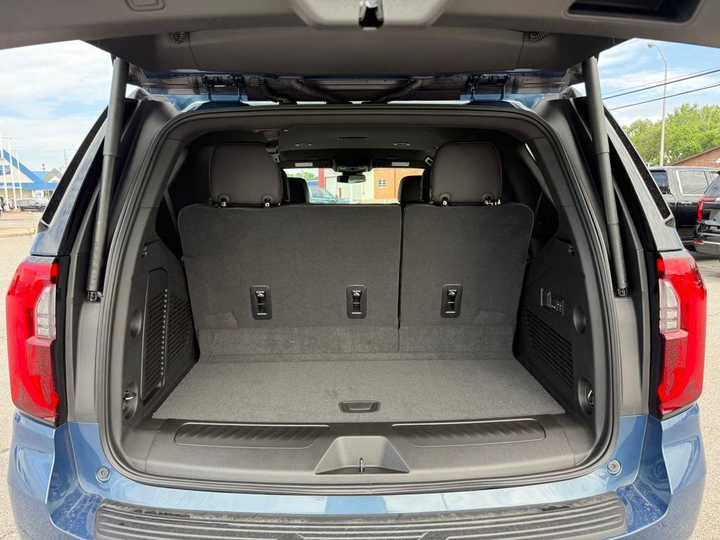 new 2025 GMC Yukon car, priced at $70,666