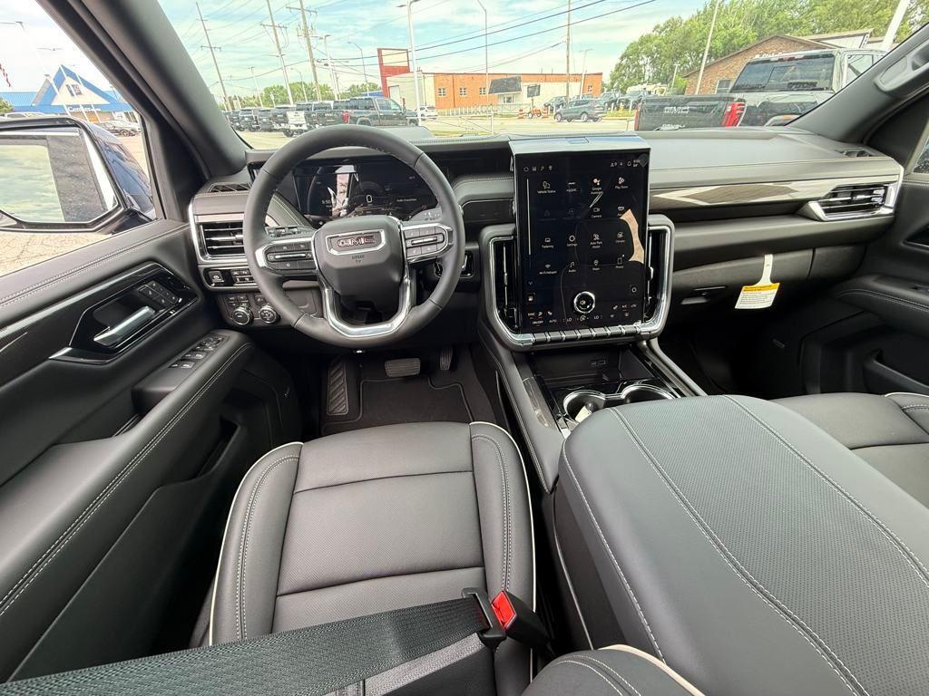 new 2025 GMC Yukon car, priced at $70,666
