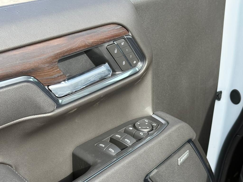 new 2025 GMC Sierra 1500 car, priced at $58,331