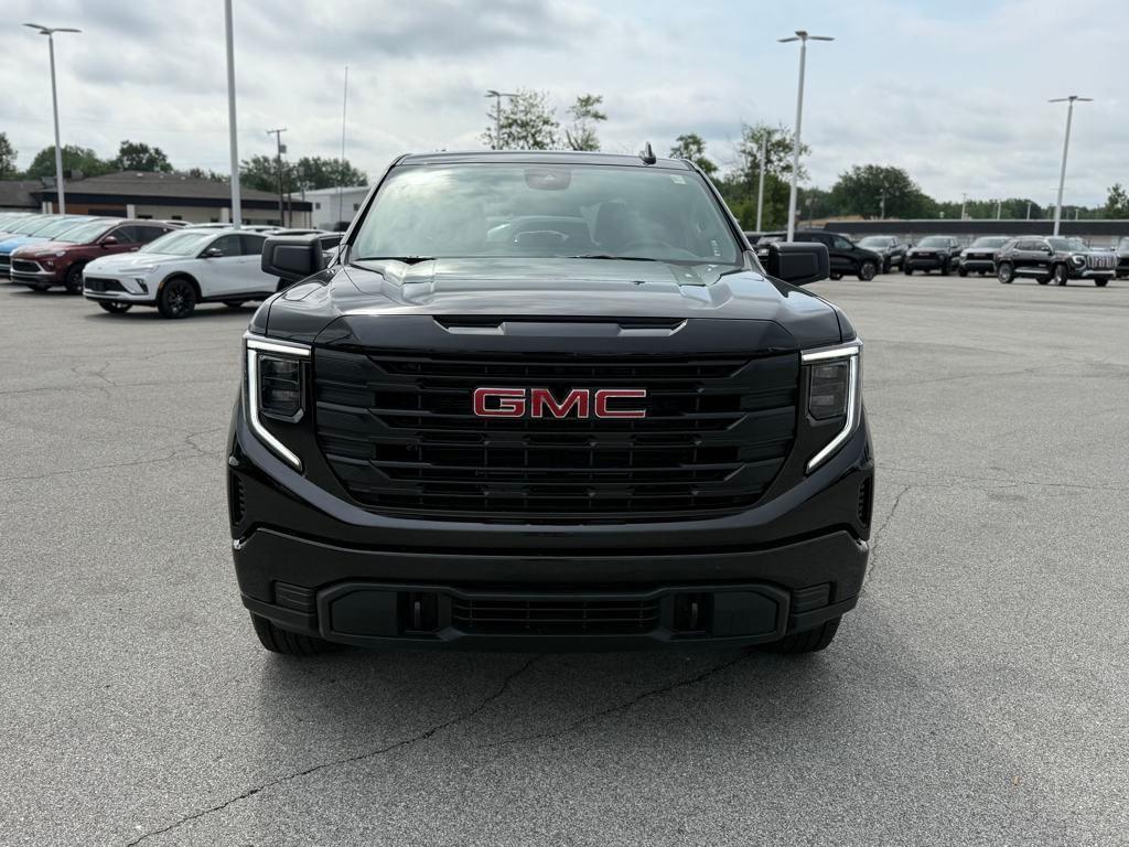 new 2025 GMC Sierra 1500 car, priced at $44,679