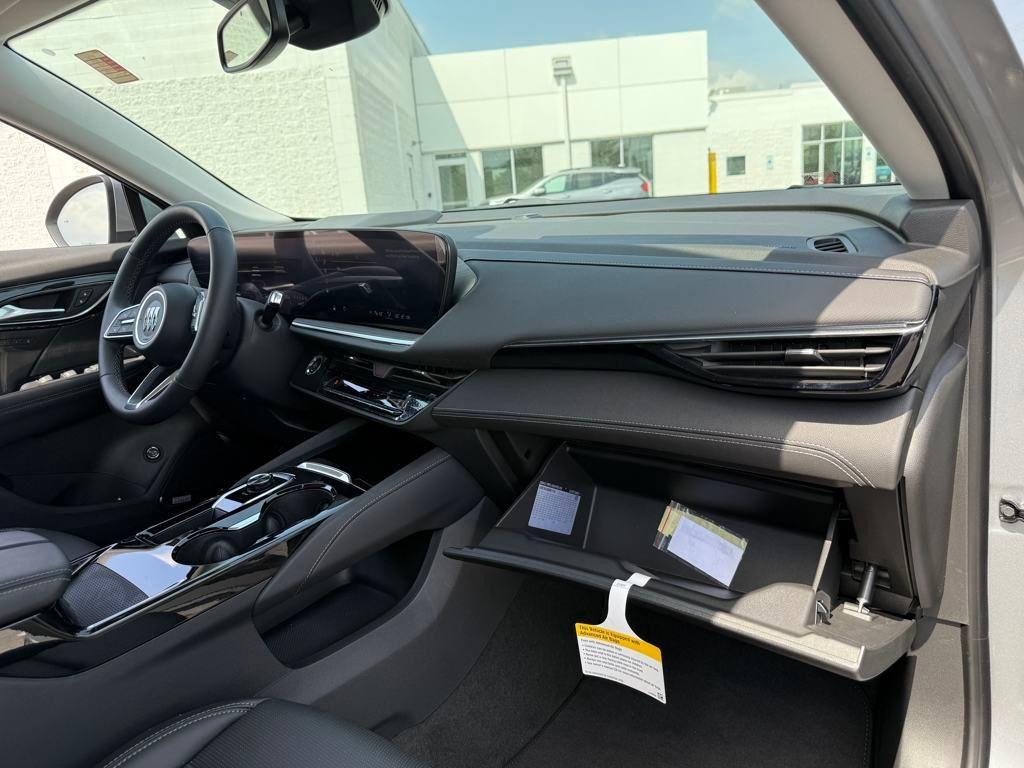 new 2025 Buick Envision car, priced at $37,002