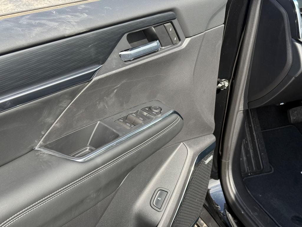 new 2025 GMC Acadia car, priced at $45,054