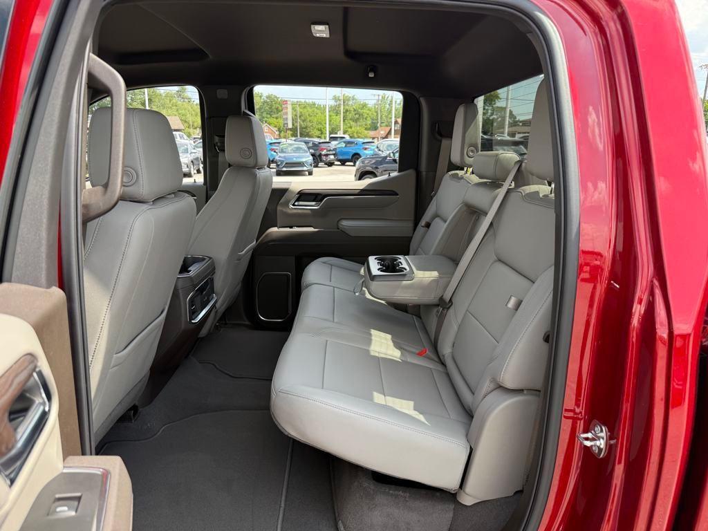 new 2025 GMC Sierra 1500 car, priced at $55,307
