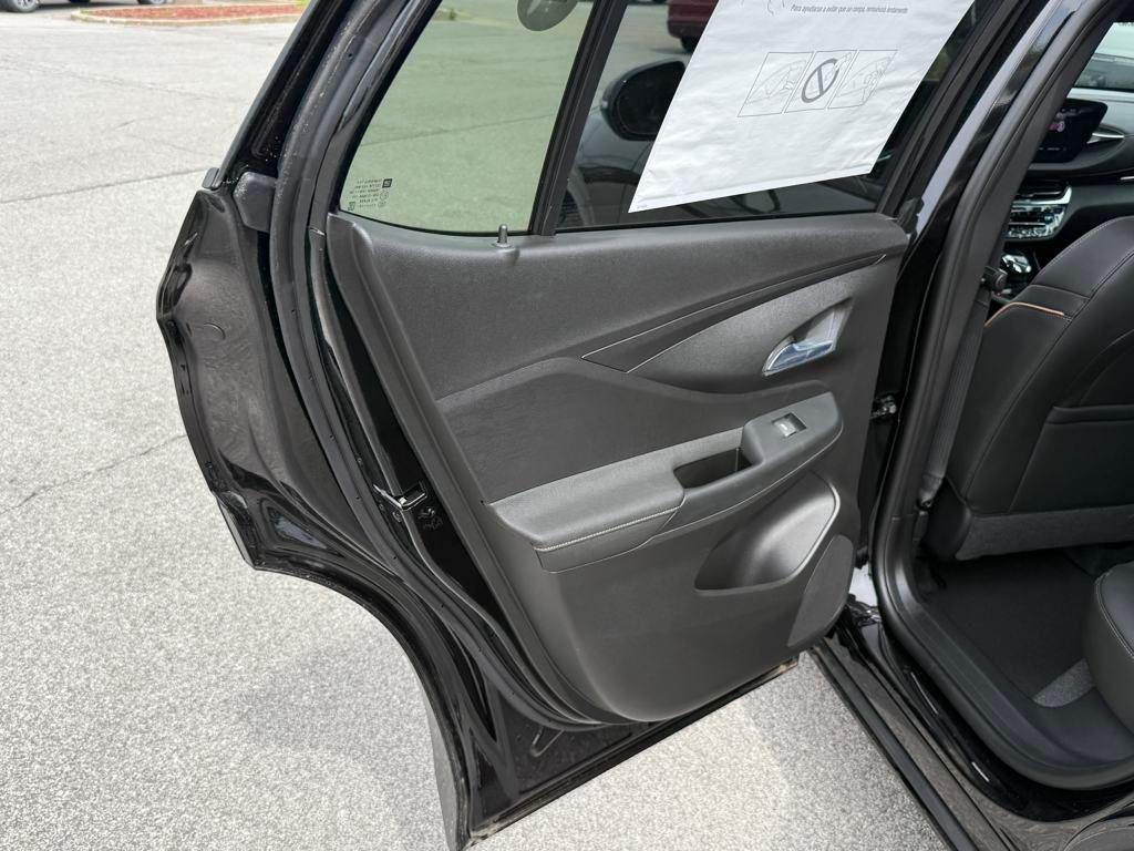 new 2025 Buick Envista car, priced at $30,191