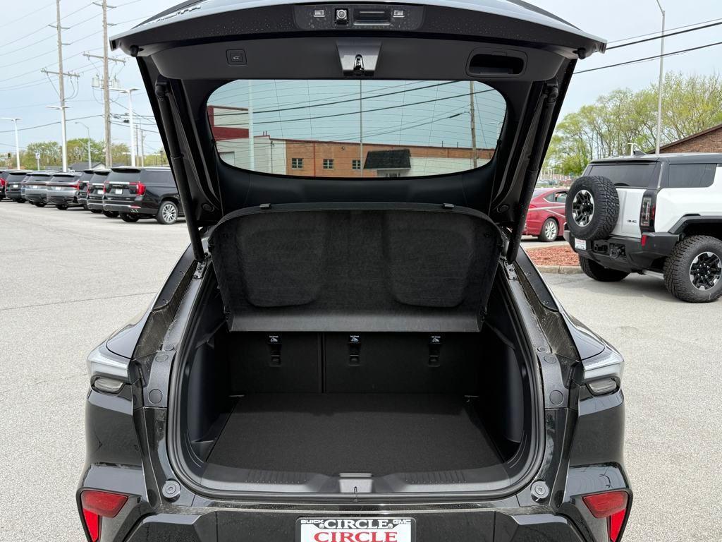 new 2025 Buick Envista car, priced at $30,191