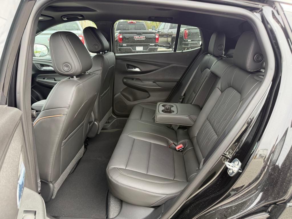 new 2025 Buick Envista car, priced at $30,191