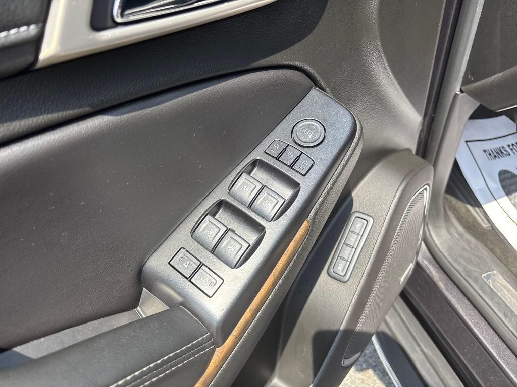 used 2018 GMC Yukon XL car, priced at $27,775