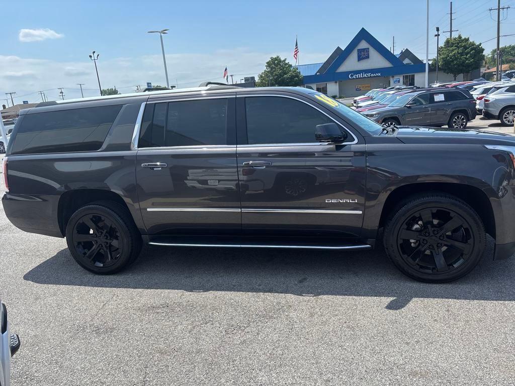 used 2018 GMC Yukon XL car, priced at $27,775
