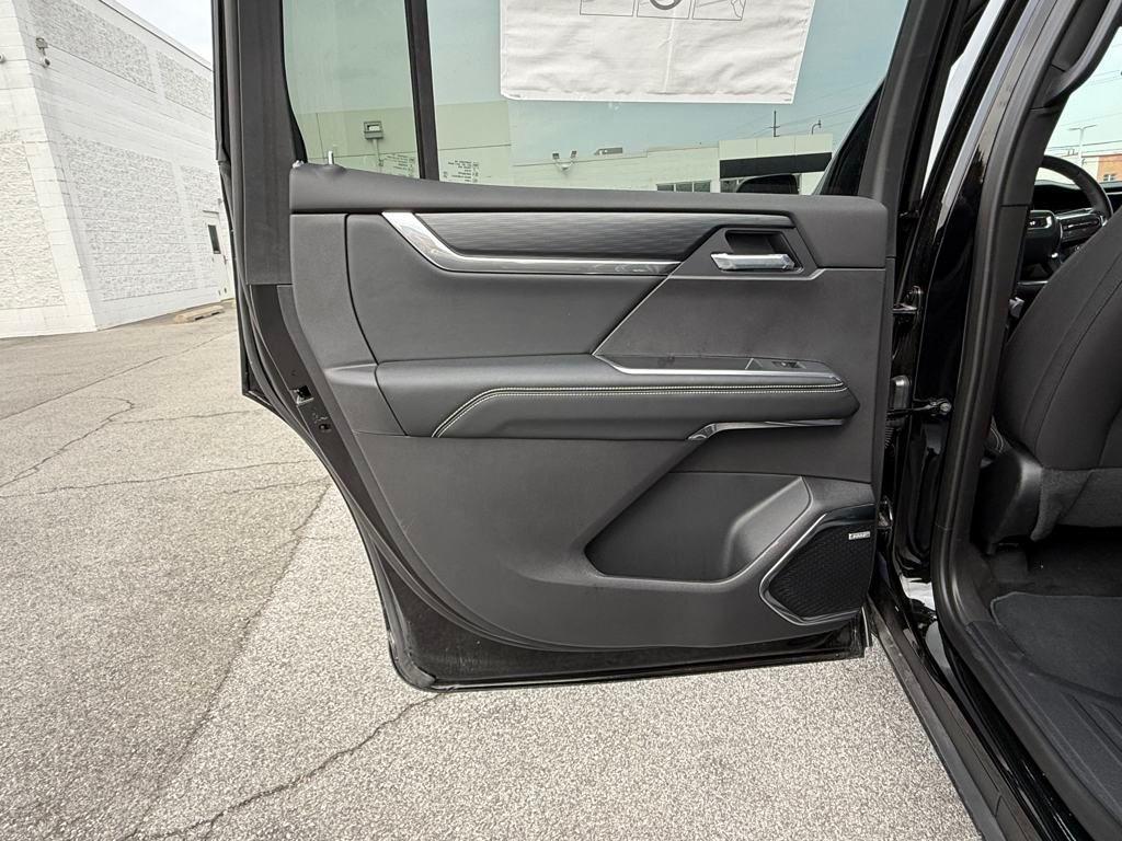 new 2025 GMC Acadia car, priced at $44,201
