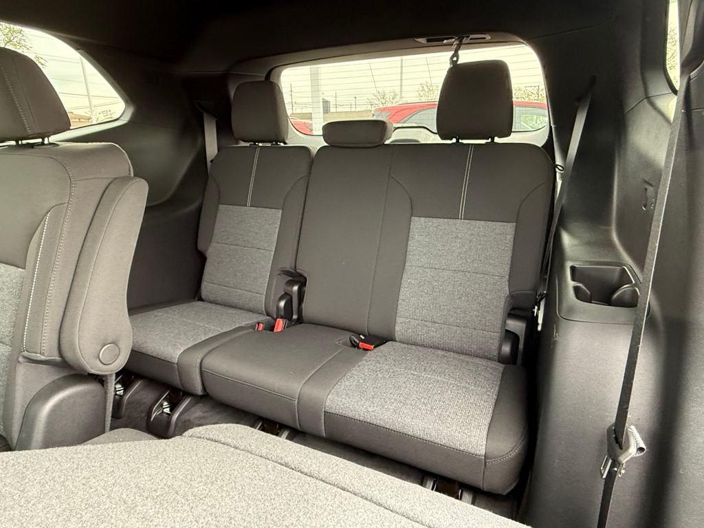 new 2025 GMC Acadia car, priced at $44,201