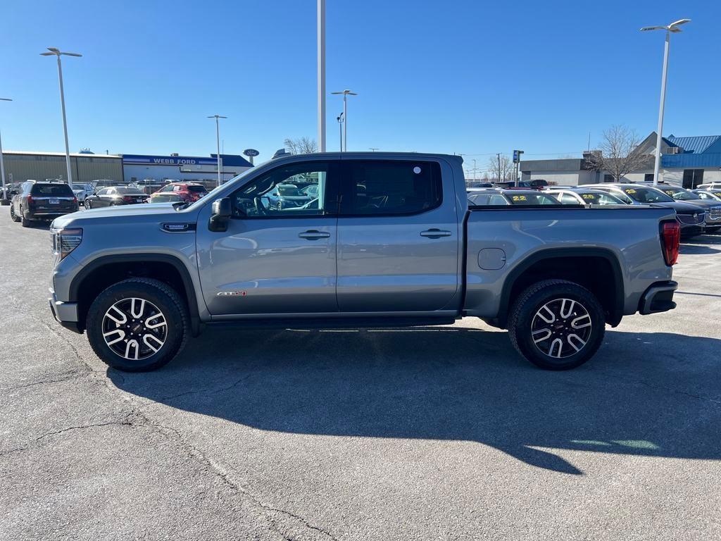 new 2025 GMC Sierra 1500 car, priced at $69,105