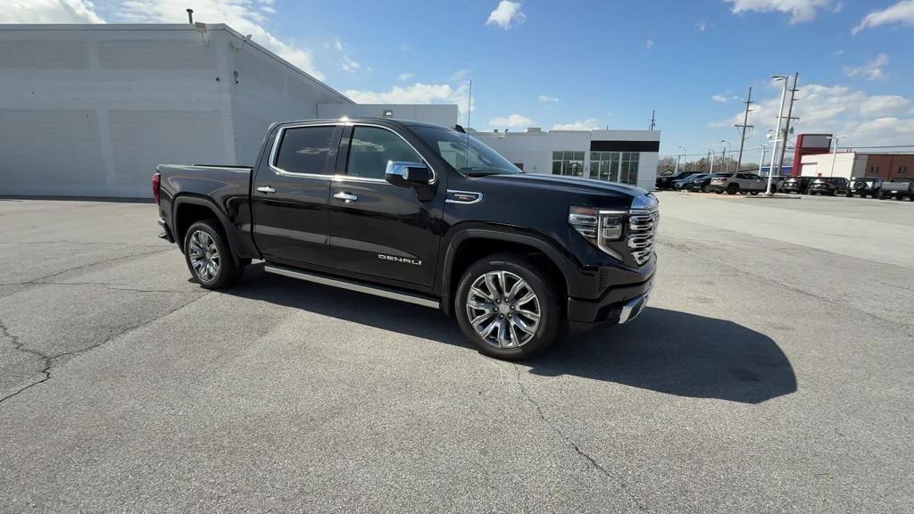 new 2025 GMC Sierra 1500 car, priced at $69,600