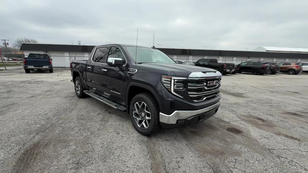 new 2025 GMC Sierra 1500 car, priced at $57,077