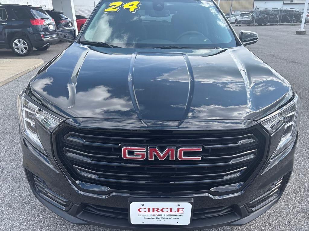 used 2024 GMC Terrain car, priced at $21,975