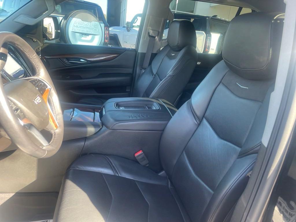 used 2017 Cadillac Escalade ESV car, priced at $29,975