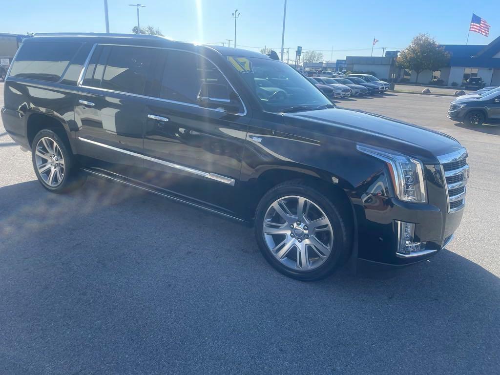 used 2017 Cadillac Escalade ESV car, priced at $29,975